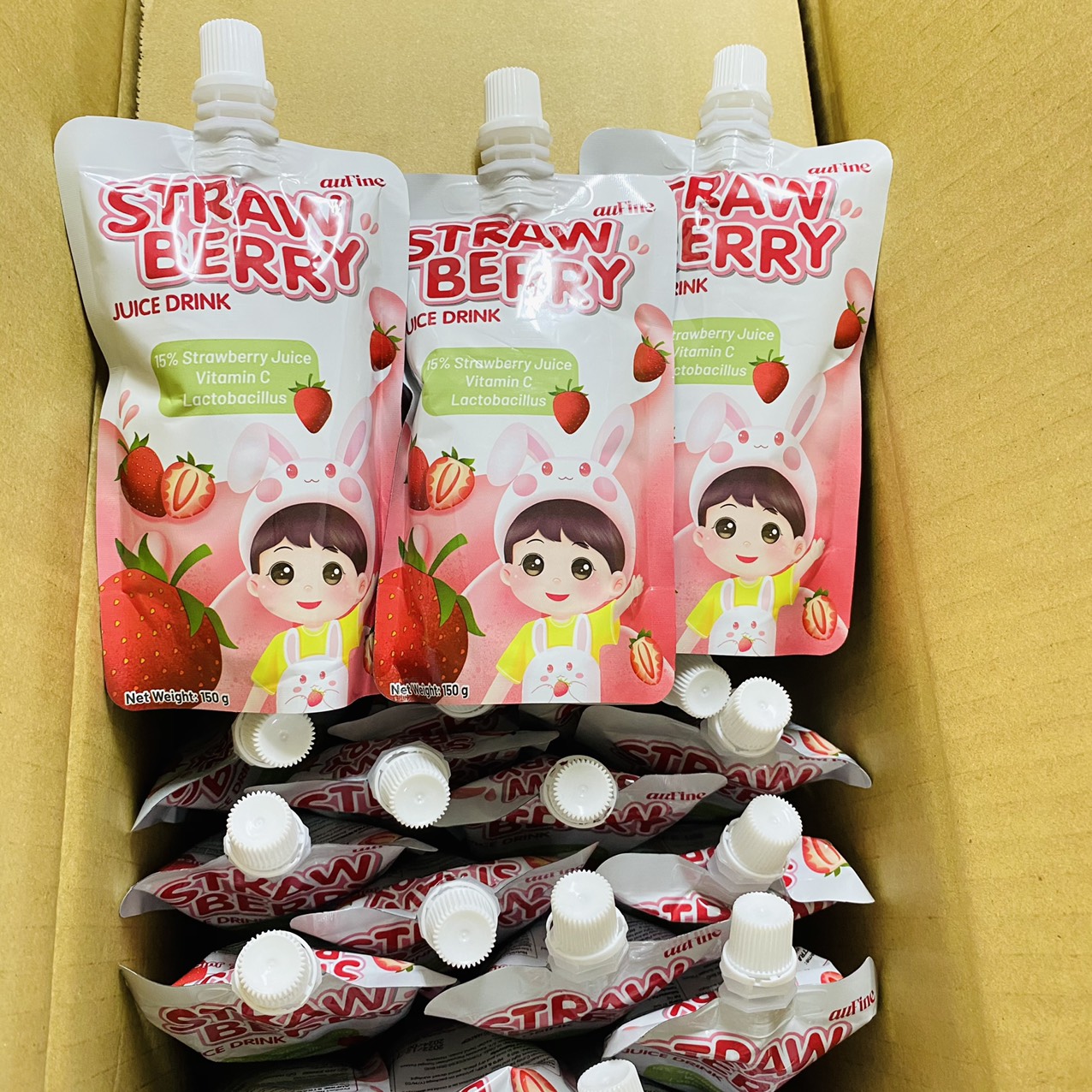 Nước Ép Dâu auFine Strawberry Juice Drink 150ml