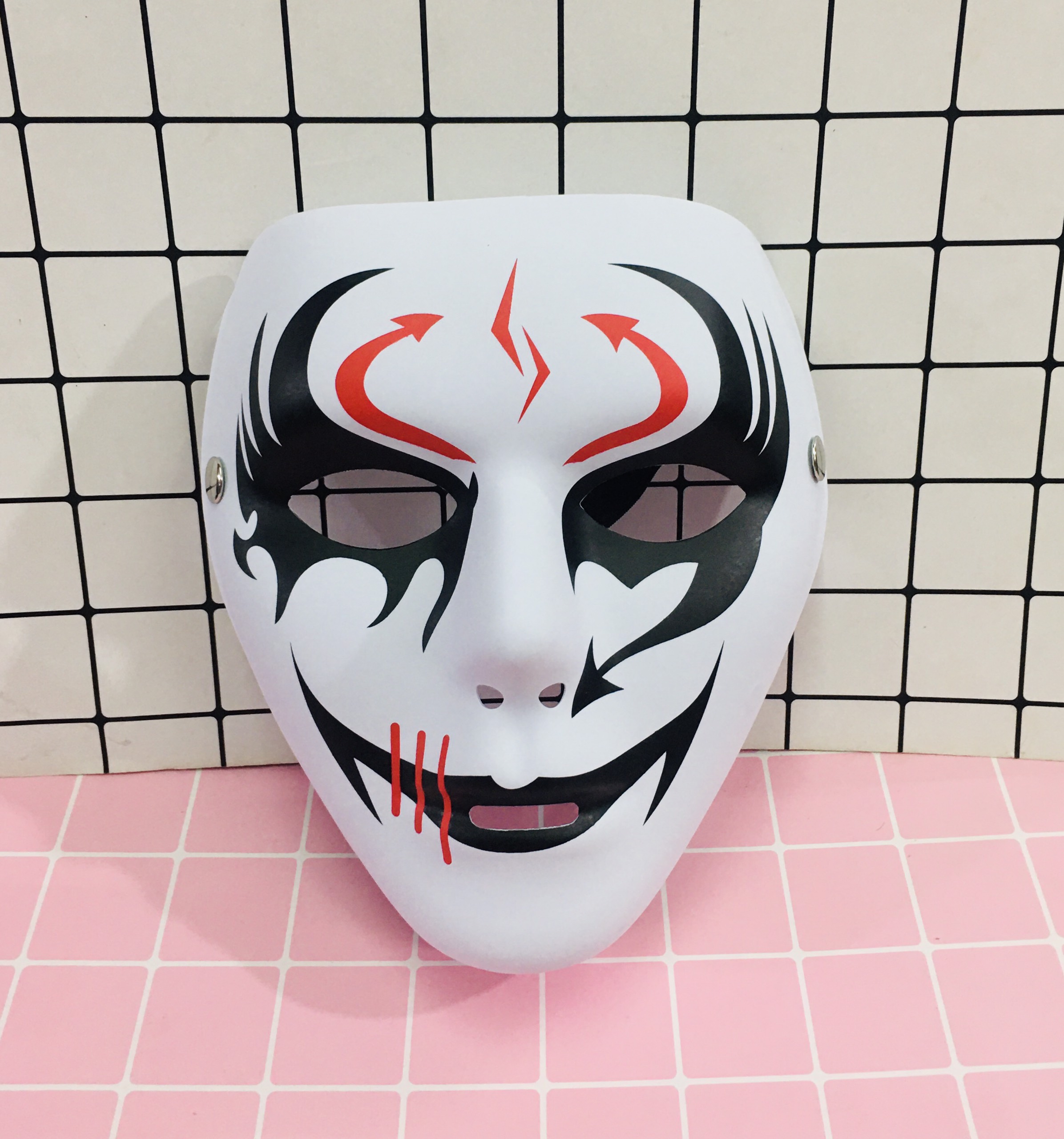 Mặt nạ hoá trang trắng đen đỏ Halloween