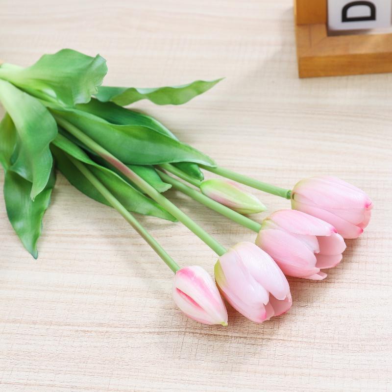 Bó Hoa Tulip Nhân Tạo Trang Trí Tiệc Cưới