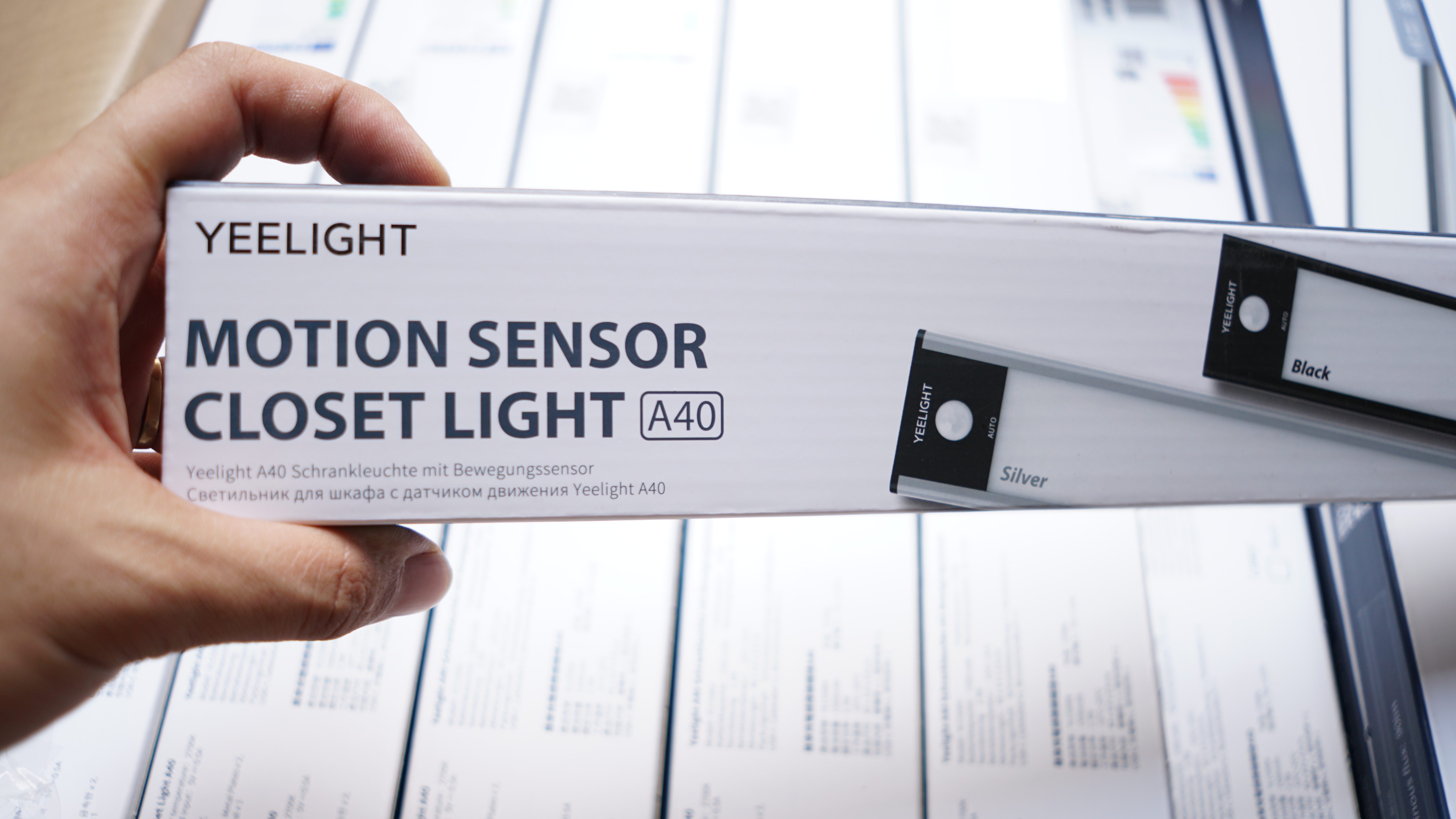 [2021 QUỐC TẾ] Đèn led thanh cảm biến tích điện Xiaomi Yeelight - Ánh sáng vàng 2700k, 20-40-60cm, pin sạc type C, điều chỉnh độ sáng