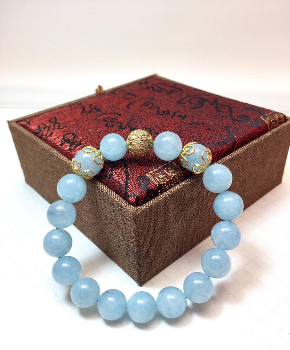 Vòng tay phong thủy đá Aquamarine thiên nhiên 10 ly