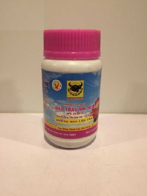 HỘP 3 LỌ PHÂN BÓN LÁ ĐẦU TRÂU 901 DƯỠNG HOA LÂU TÀN - CHUYÊN DÀNH CHO HOA LAN, CÂY KIỂNG -1 HỘP-
