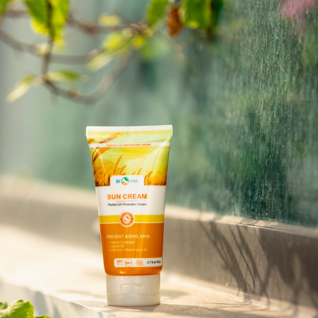 Kem Chống Nắng BioCos Sun Cream 80g - Dưỡng Ẩm, Bảo Vệ Da Toàn Diện