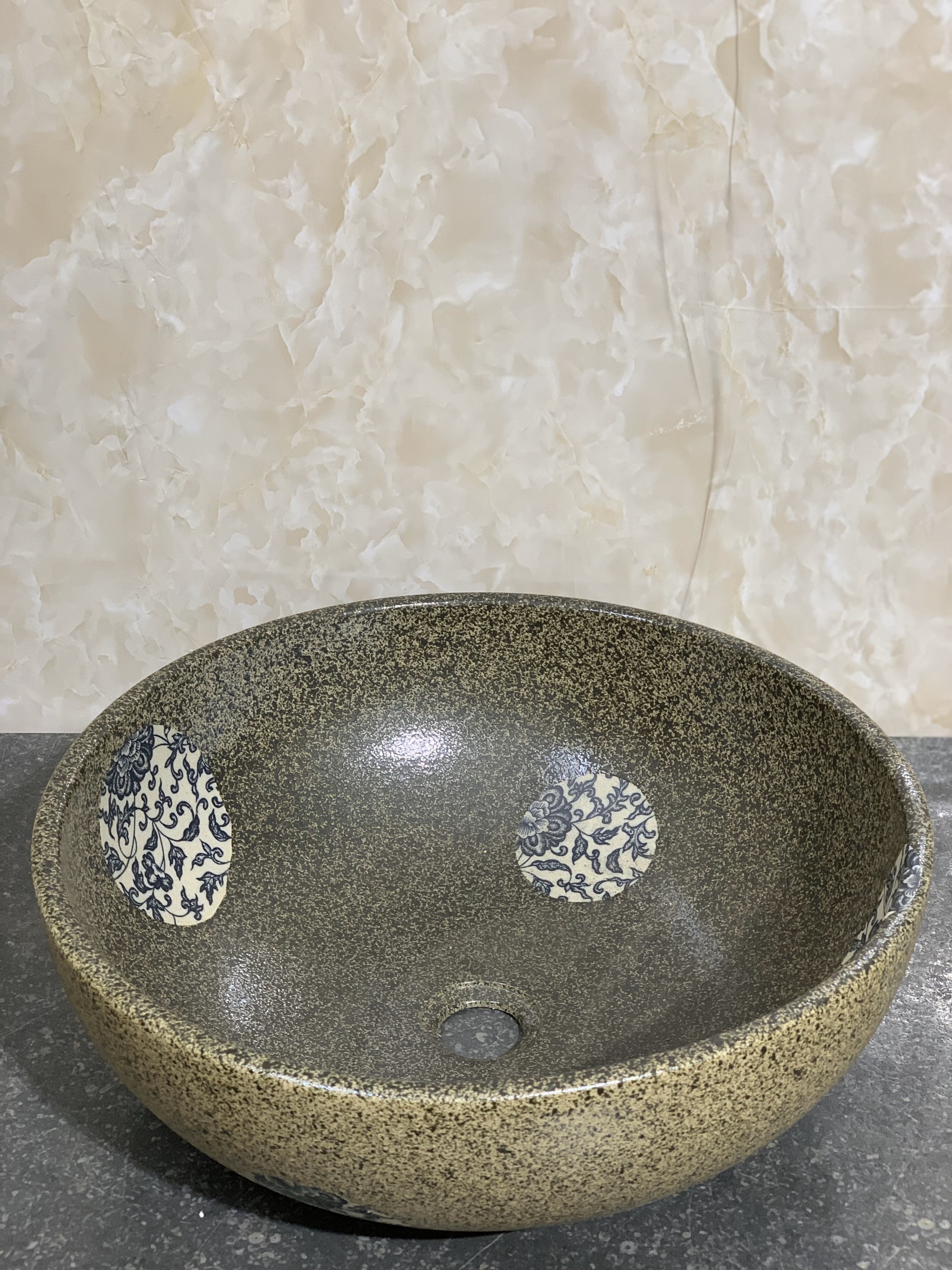 Chậu rửa lavabo gốm sứ đặt bàn LI-LAV0036 - Hoa văn vintage