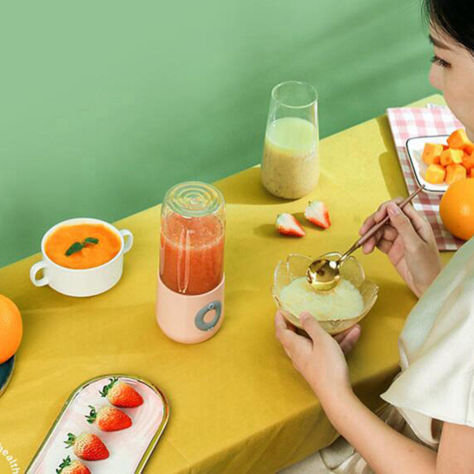 Portable Blender Mini Personal Blender, Juicer Blender Smoothie Maker Cordless Small Juicer Cup Mixer, USB Rechargeable 500ml, Home Travel Office