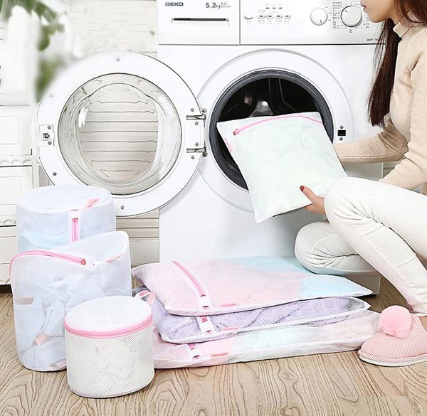 Hình ảnh Túi lưới giặt quần áo dạng ống Seiwa Pro - Made in Japan