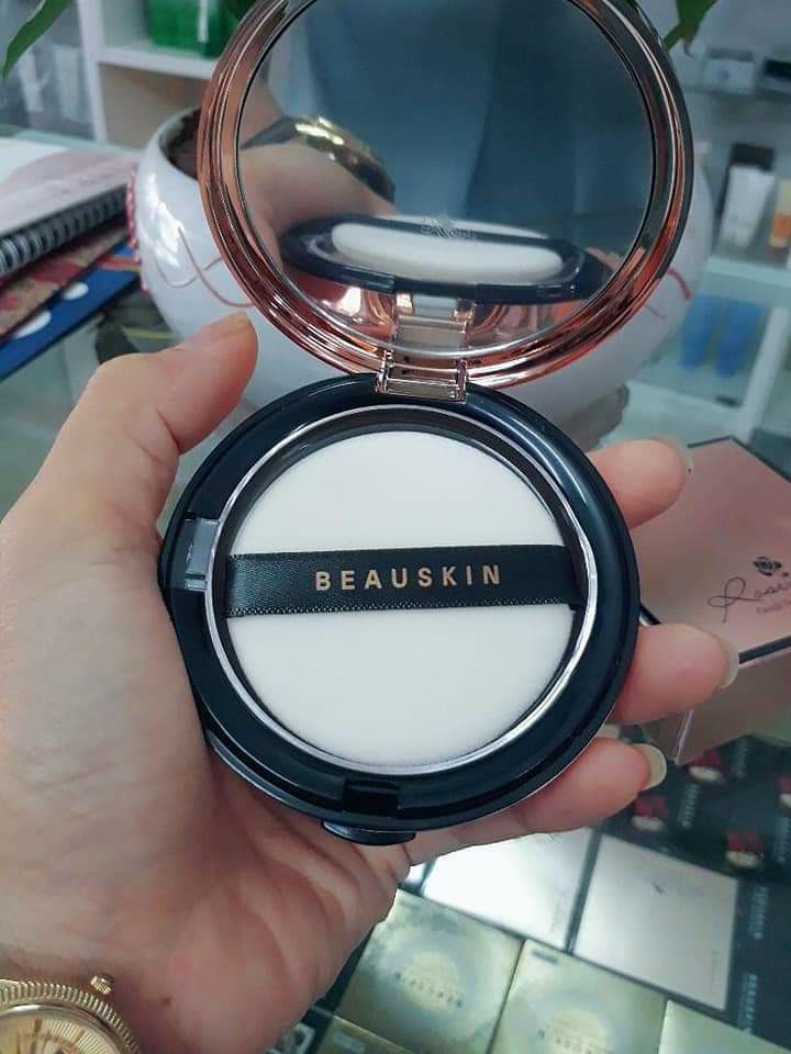 Phấn phủ kiềm dầu siêu mịn Beauskin Rosedew Finish Two Way Cake Hàn Quốc 12g tặng kèm thêm móc khóa