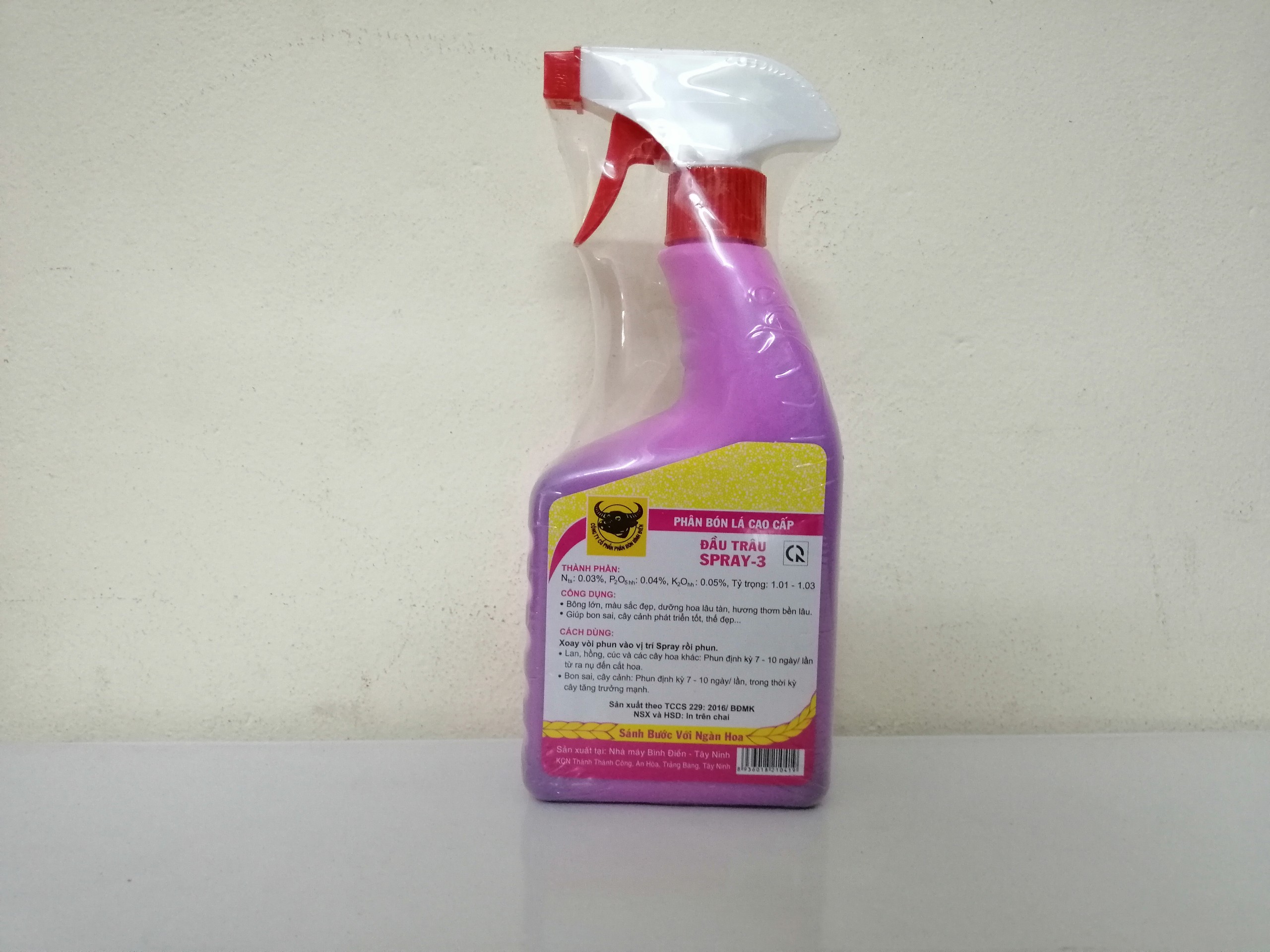 PHÂN BÓN LÁ ĐẦU TRÂU KÍCH RA HOA SPRAY 3 - 500ML