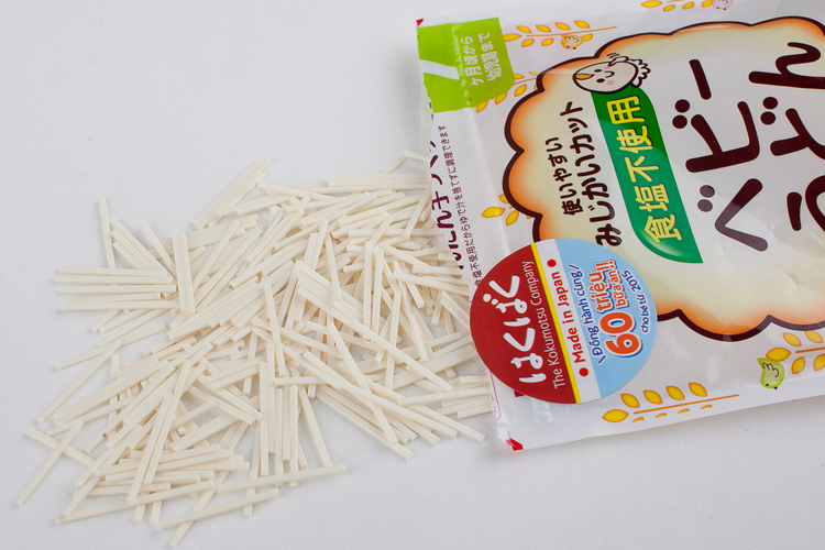 Mỳ Baby Udon HakuBaku 100g Nhật Bản - Dành cho bé ăn dặm từ 7 tháng tuổi trở lên - Sản phẩm được tách muối hoàn toàn.