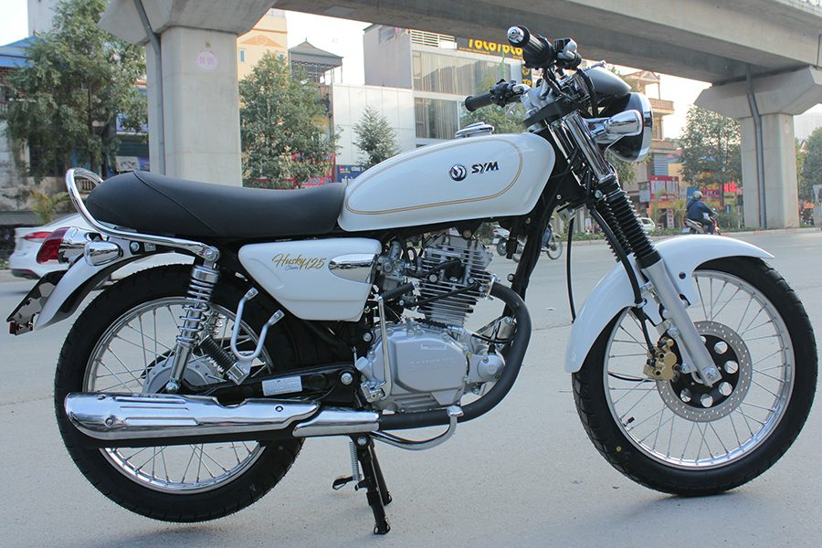 Xe Máy SYM Husky Classic 125 - Trắng