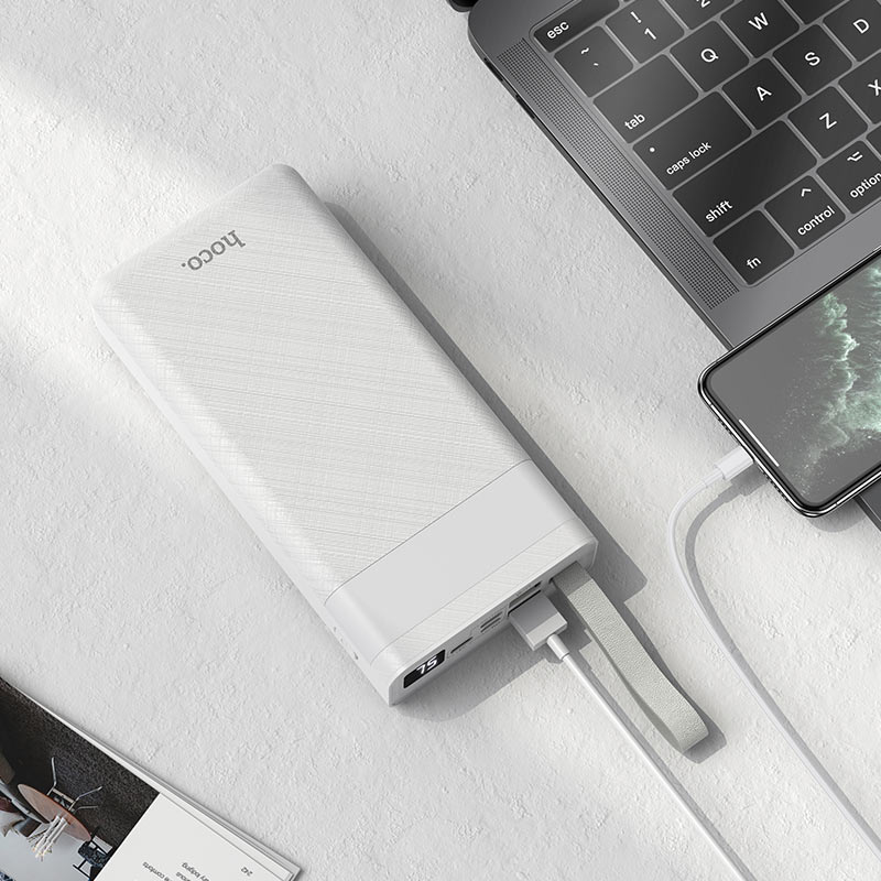 Pin sạc dự phòng Hoco J73 Powerful 30000mAh 2 cổng input, 3 cổng output, tích hợp đèn pin siêu sáng