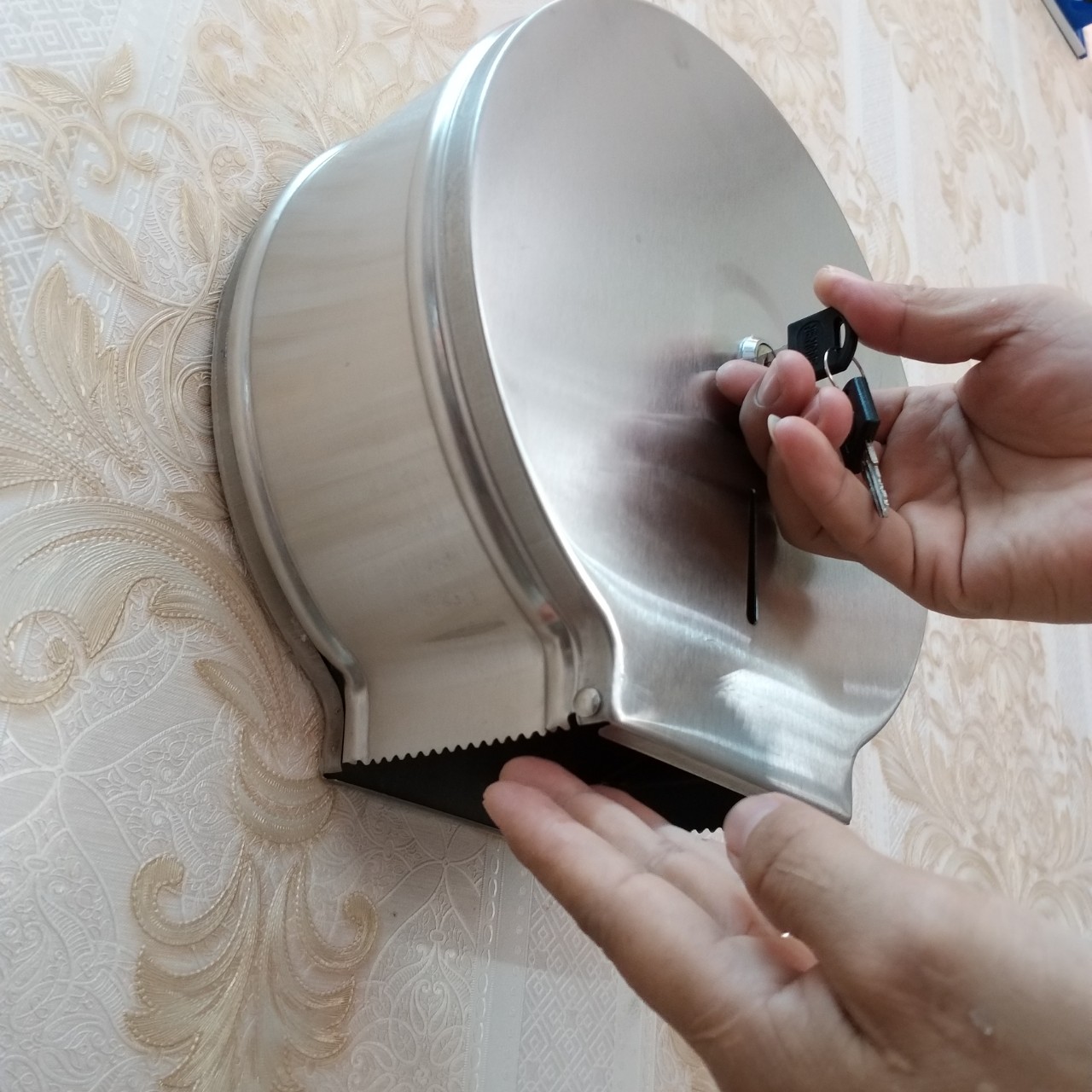 Hộp đựng khăn giấy vệ sinh INOX TRÒN cao cấp cỡ lớn