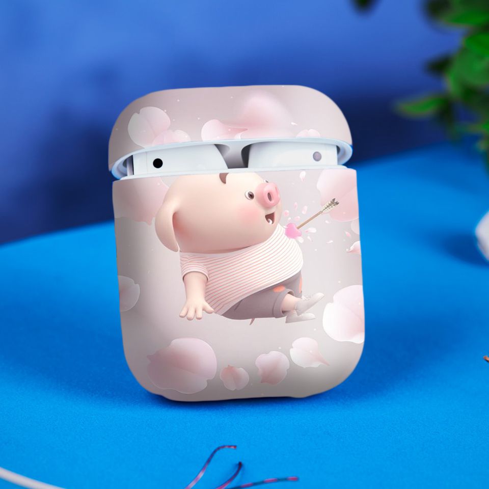 Miếng dán skin chống bẩn cho tai nghe AirPods in hình Heo con dễ thương - HEO2k19 - 187 (bản không dây 1 và 2)