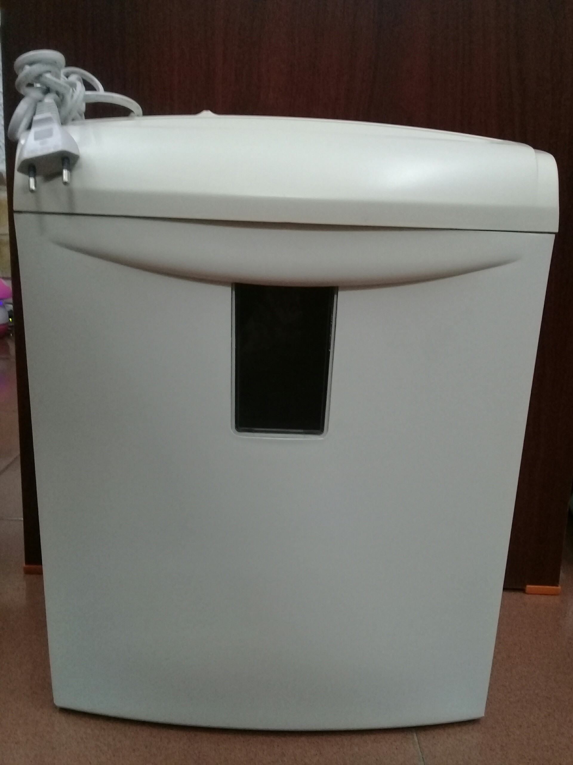 Máy hủy giấy Aurora AS550C