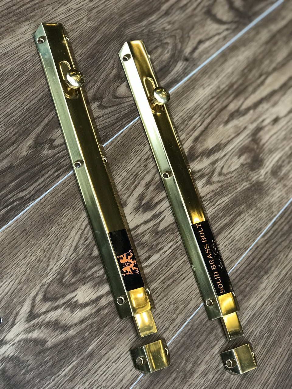 Chốt cửa không khóa bằng đồng 203mmx31mm cao cấp cho cửa gỗ EB004-8I