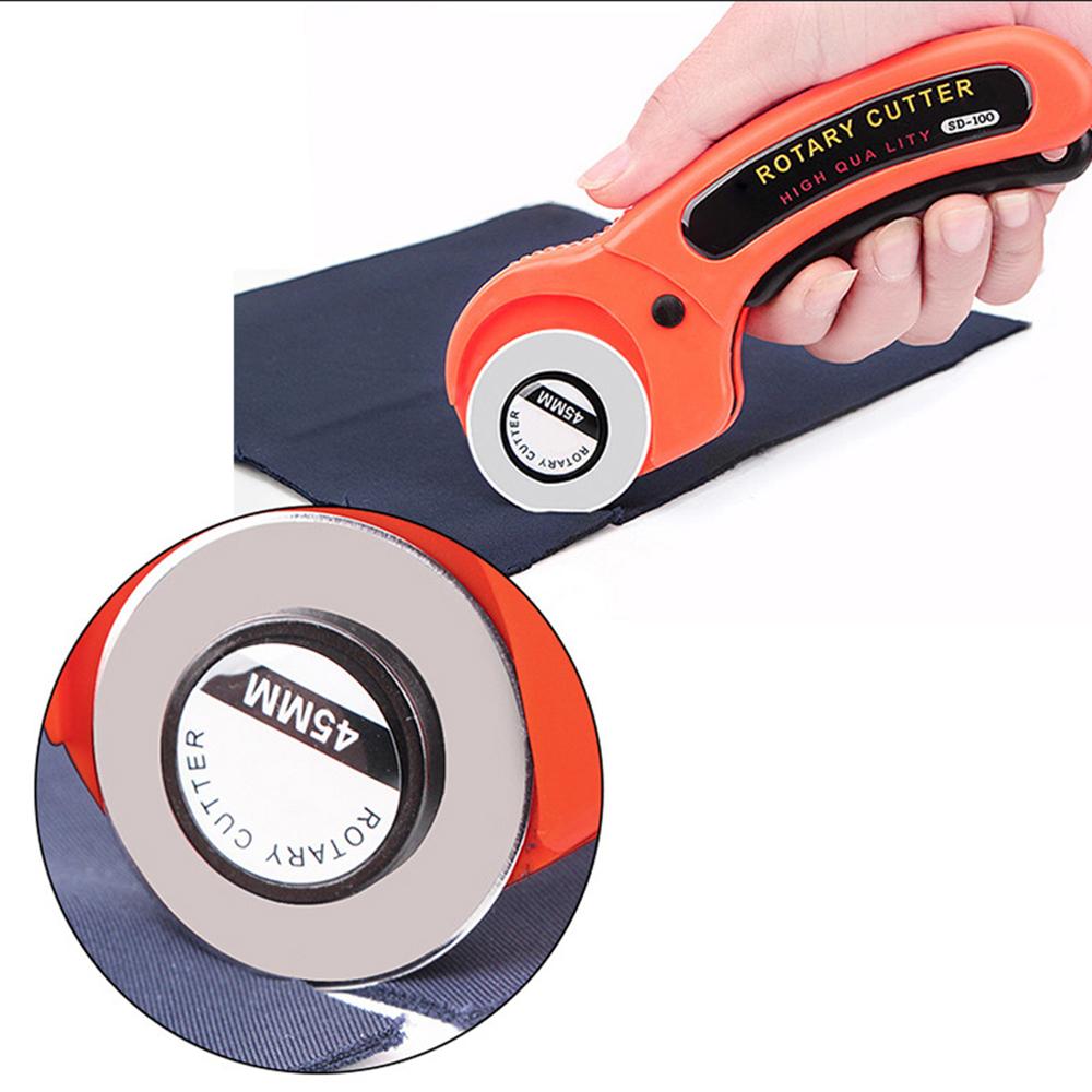 Dụng cụ cắt vải 45mm, có 5 lưỡi dao thay thế