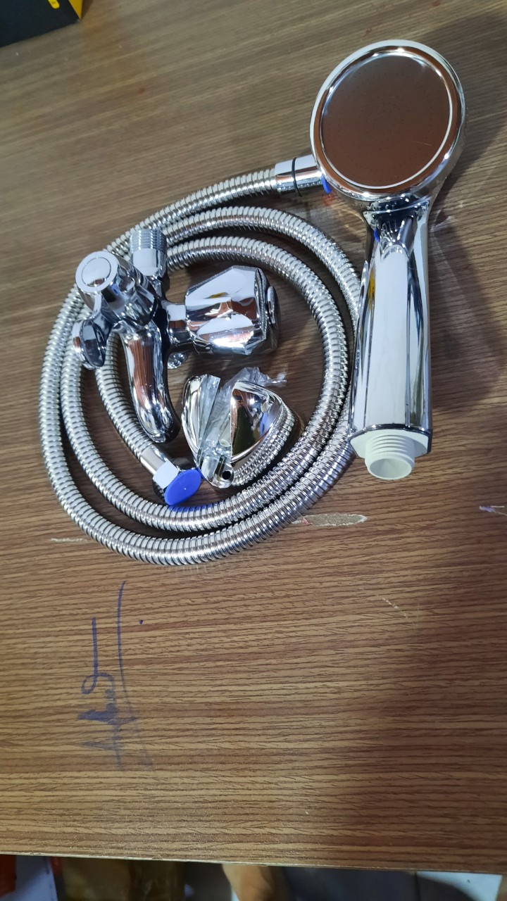 Bộ củ sen và dây tay sen lạnh Inox