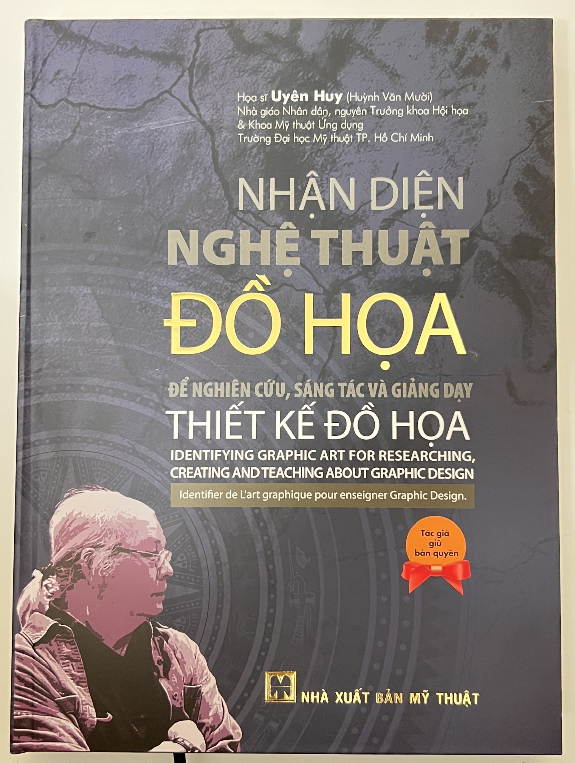 Sách - Nhận Diện Nghệ Thuật Đồ Họa Để Nghiên Cứu, Sáng Tác Và Giảng Dạy