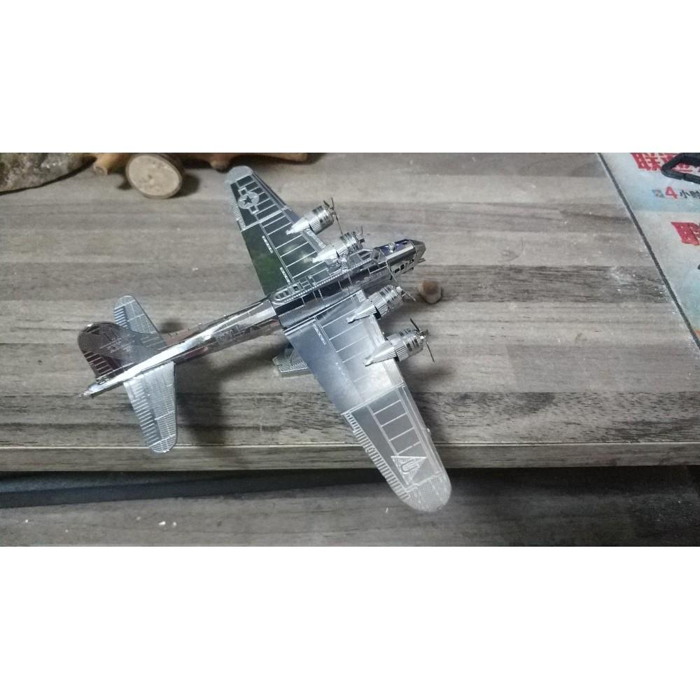 Mô Hình Lắp Ráp 3d Máy Bay Ném Bom B-17
