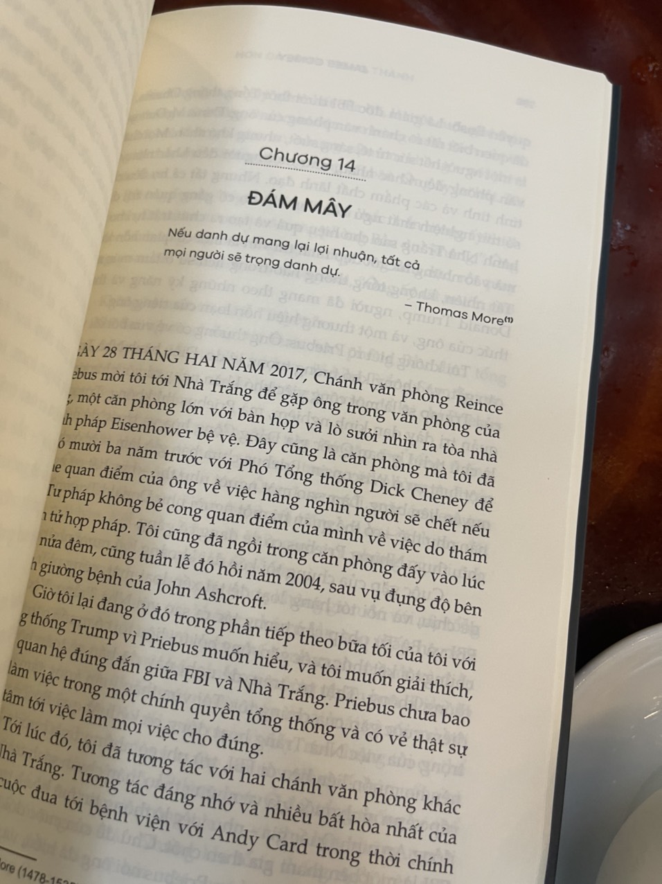 HƠN CẢ LÒNG TRUNG THÀNH - James Comey - Nhã Nam