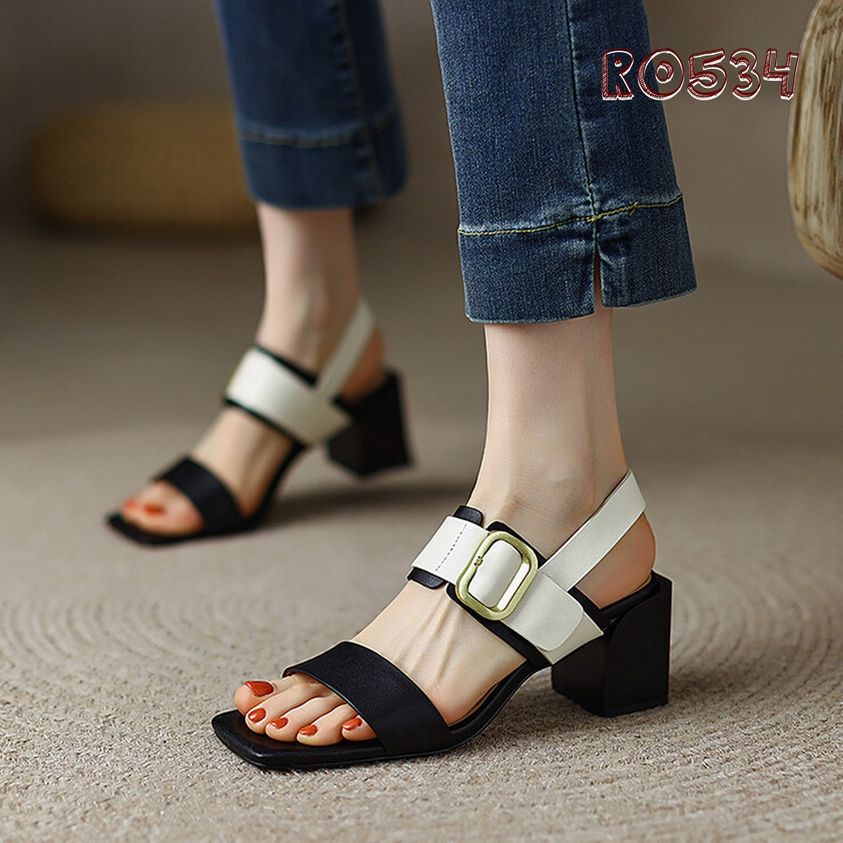 Giày cao gót nữ đẹp đế vuông 5 phân hàng hiệu rosata hai màu đen da ro534