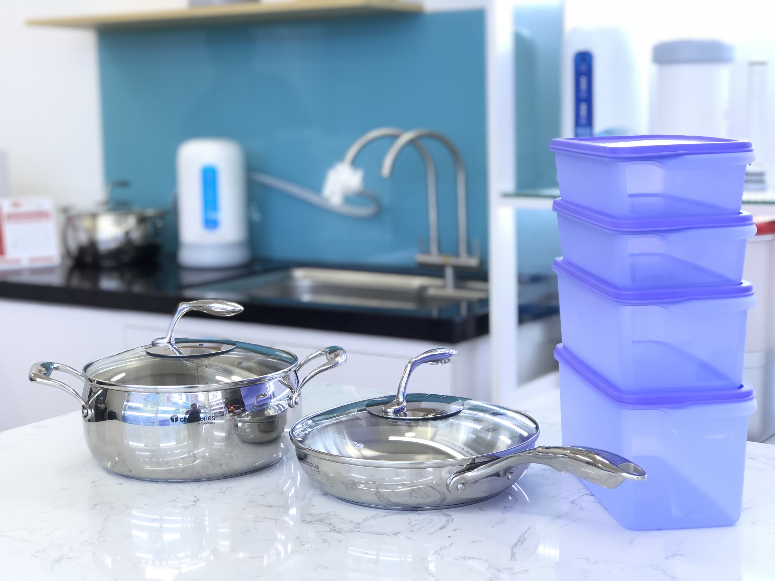 Bộ Đôi Nồi Chảo Tupperware Perfect Set tặng bộ trữ mát tím Stak n Stor