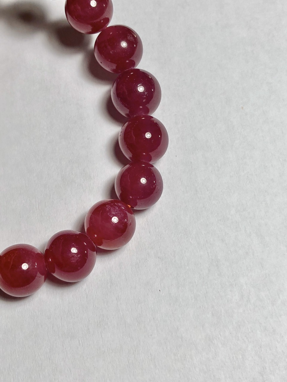 Vòng Tay Đá Ruby Thiên Nhiên 10.8mm tặng kèm giấy kiểm định