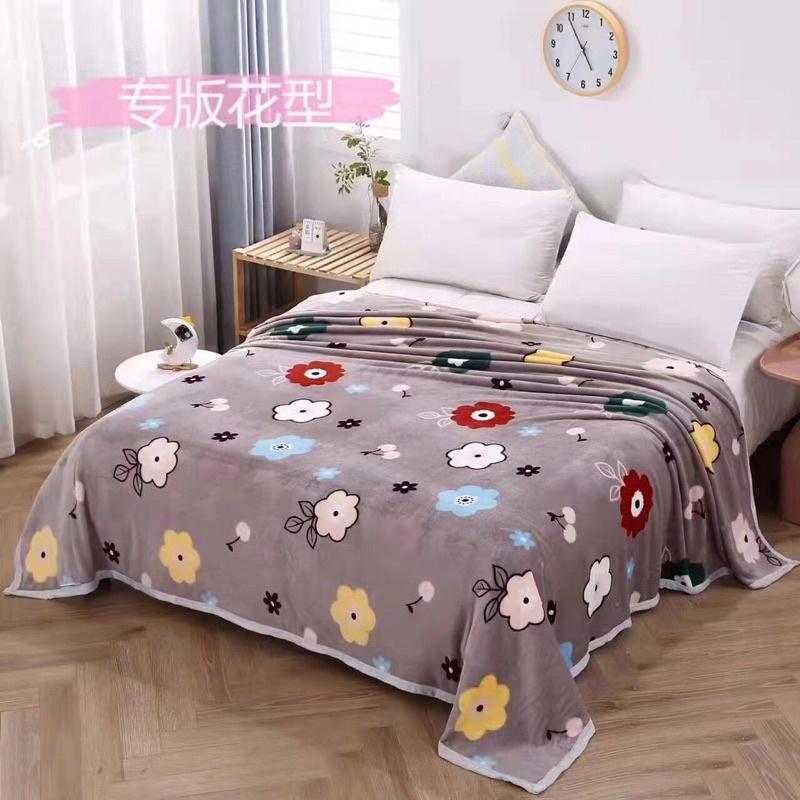 Chăn Tuyết Nhung Sữa Siêu Đẹp, Mềm Mịn, Thoáng Mát Kích Cỡ 2mx2m2