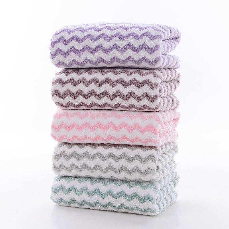 Sét 5 cái khăn lau mặt lông cừu Hàn Quốc .50 x 30cm ,kẻ sọc nhiều màu ,sợi bông mềm mại cao cấp và tiện lợi 