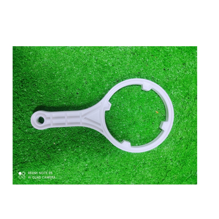 Tay Vặn Ly 10" Thích Hợp Để Mở Ly Lọc 10 Inch