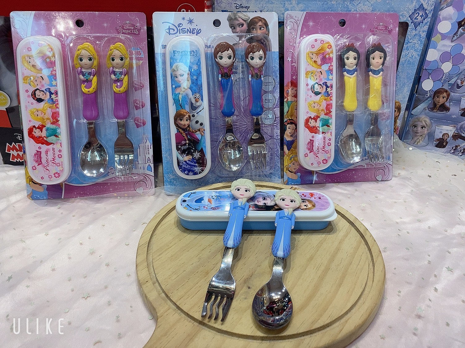 Set muỗng , nĩa inox 3D kèm hộp đựng hình công chúa Anna Frozen siêu xinh cho bé gái - PDP2229
