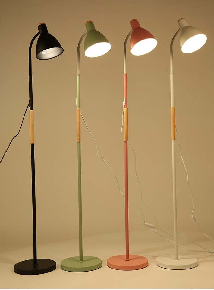 Đèn đứng LEONA hiện đại kèm bóng LED chuyên dụng
