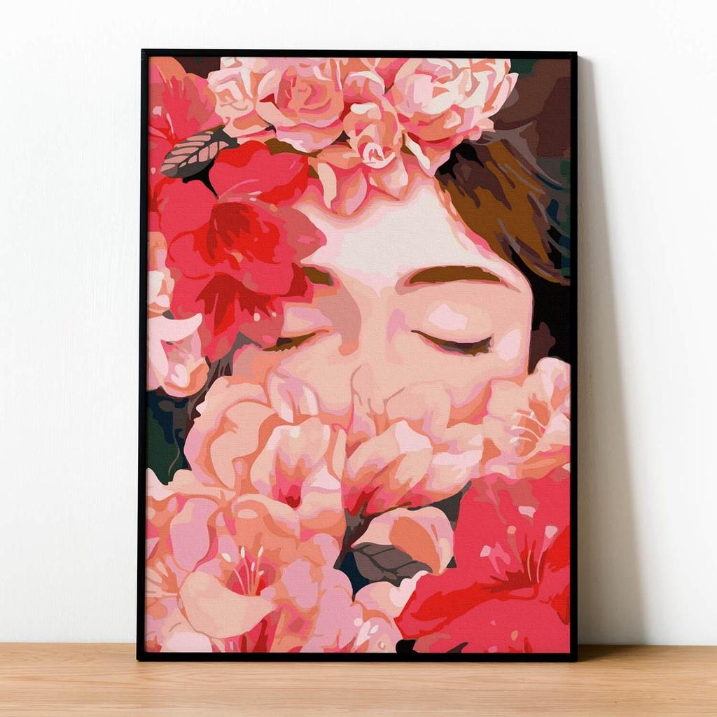 Tranh số hóa Cô gái hoa đỏ đã căng khung 40x50cm
