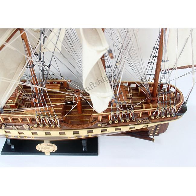 Mô hình tàu thuyền gỗ France II đen 1m
