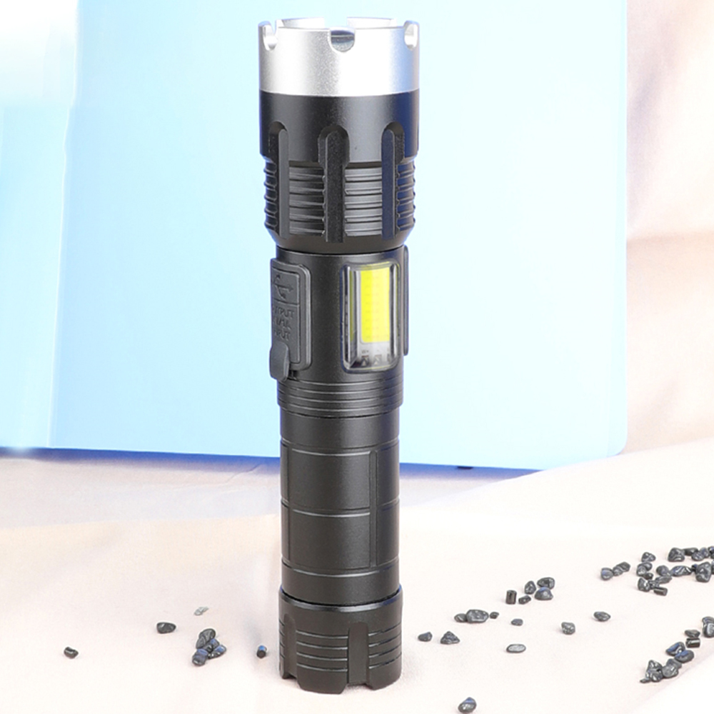 Đèn pin siêu sáng P70 độ sáng 1500lumen chống nước vỏ nhôm tản nhiệt có thể sạc tuổi thọ pin dài dung lượng lớn 5000mah