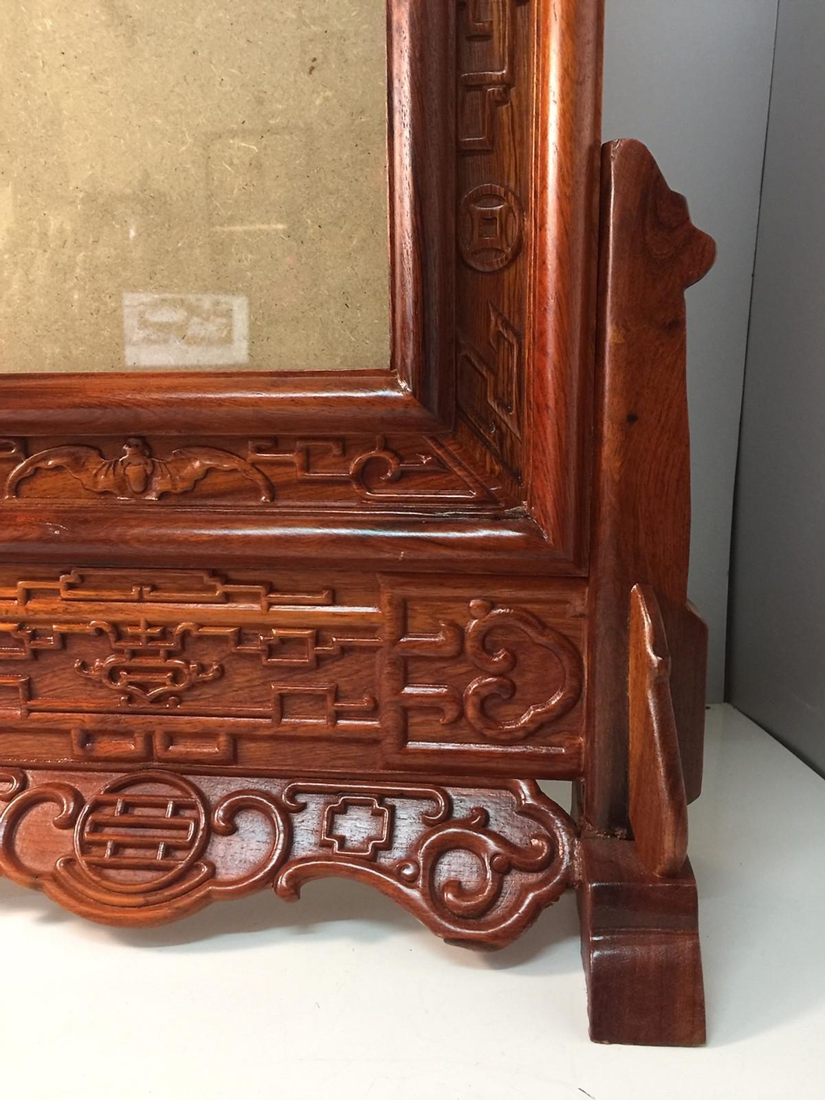 Khung Ảnh Thờ Kép Trạm Triện Sắc Nét - Chất Liệu Gỗ Hương Kích Thước Ảnh 20 x 30cm