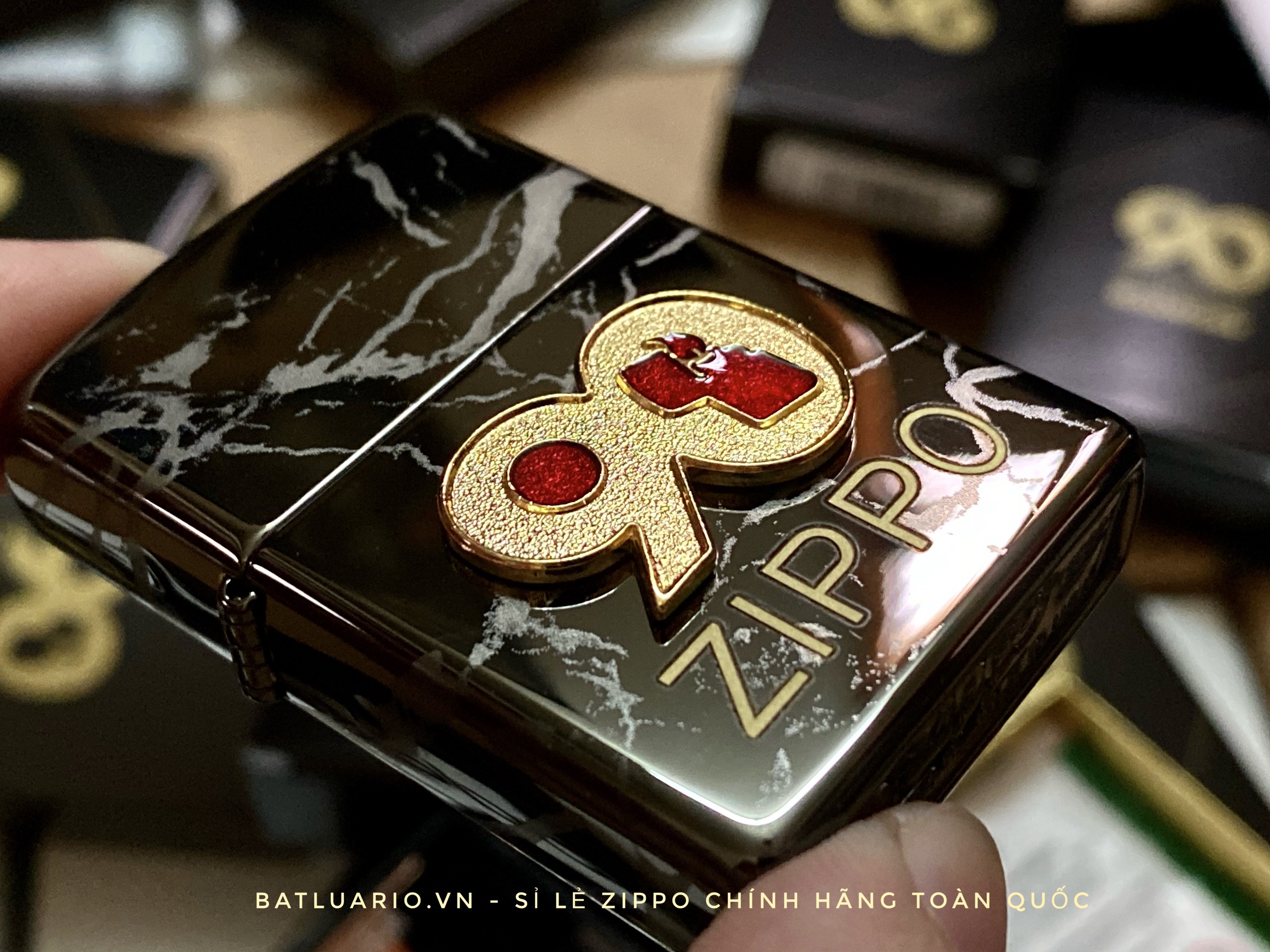 Bật Lửa Zippo Zippo 49864 – Zippo High Polish Black 90th Anniversary Commemorative