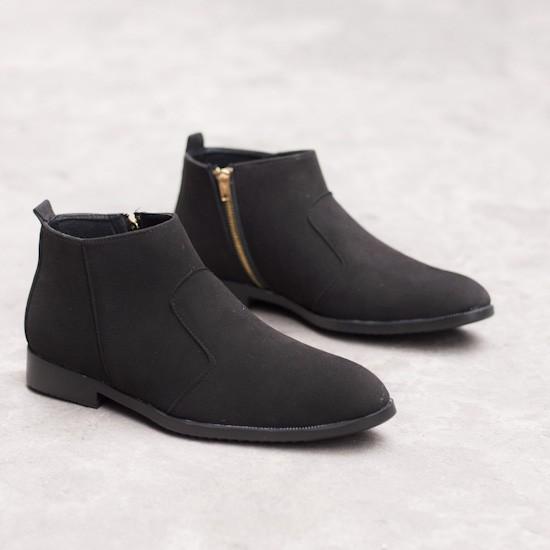 Giày Chelsea Boot Cổ Khóa Tiện Lợi Da Búc Đen Và Đế Được Khâu Chắc Chắn - CB521-bucdenkhoa- Kèm Vòng Gỗ Bách Xanh