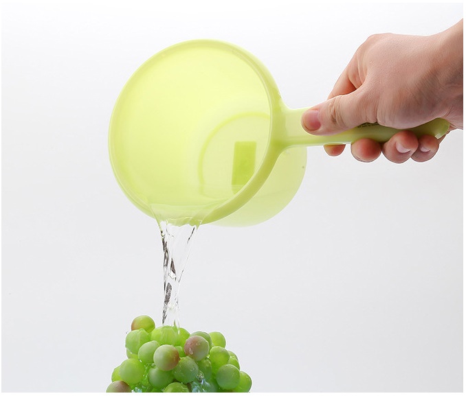 Gáo nhựa Inomata 1,3 lít, thiết kế nhỏ gọn, tiết kiệm không gian, phù hợp với những phòng tắm, nhà bếp có diện tích nhỏ - nội địa Nhật Bản 