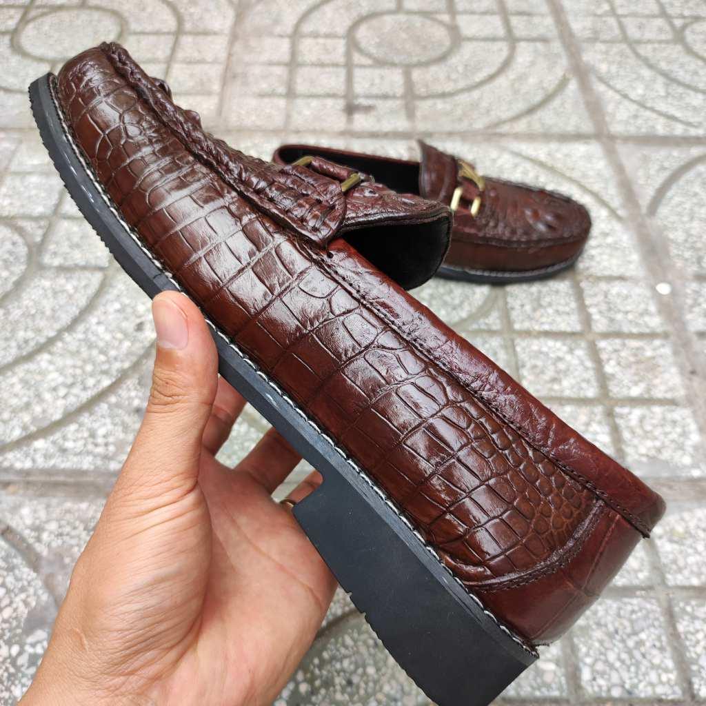 Giày lười Đế bằng rất sang. Gù cá sấu nâu đất dễ phối đồ!