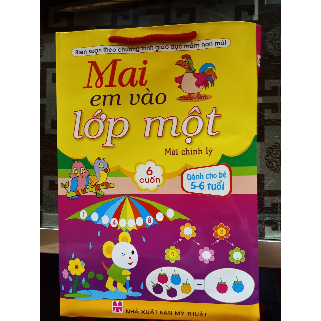 Mai em vào lớp một - Túi 6 cuốn dành cho bé 5-6 tuổi