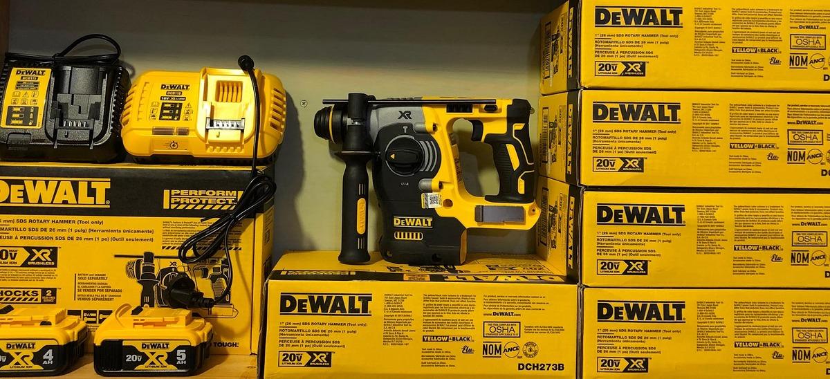 THÂN MÁY KHOAN ĐỤC 3 CHỨC NĂNG CẦM TAY PIN 18V/20V MAX DEWALT DCH273B- HÀNG CHÍNH HÃNG