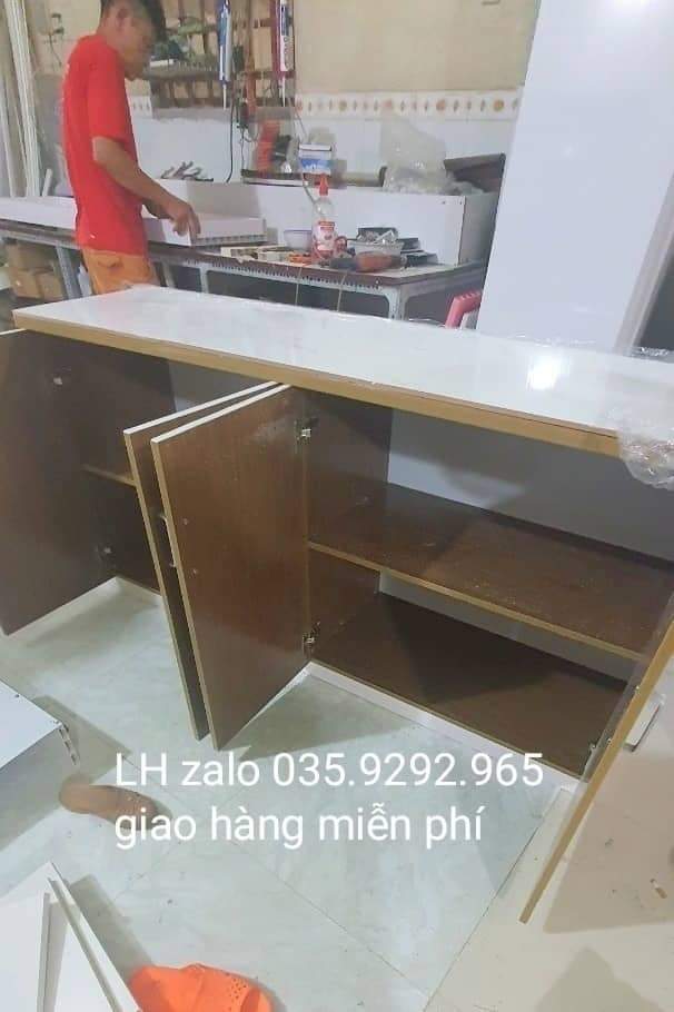 Tủ bếp nhựa đài Loan mặt gạch