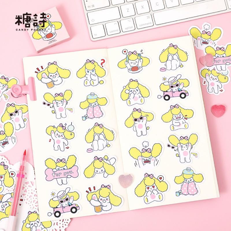 Hộp 45 miếng dán sticker Cún vàng M093