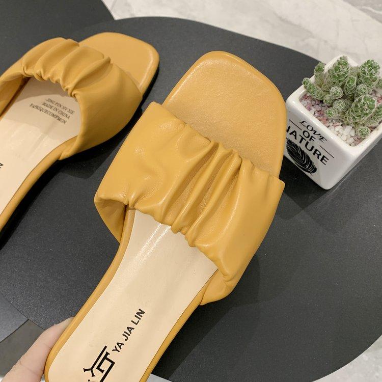 Dép quai ngang phong cách Hàn Quốc sành điệu cho nữ