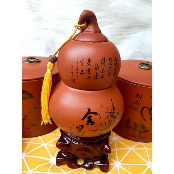 Hồ lô gốm Nhật.