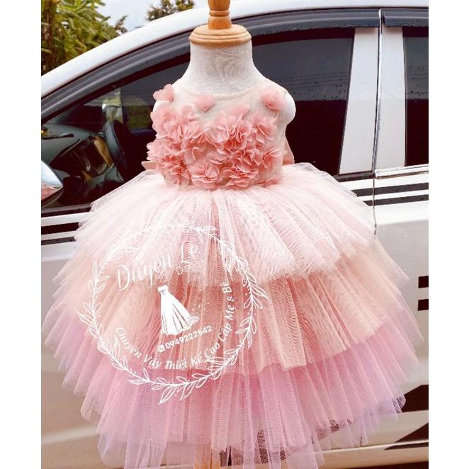 Váy công chúa xuyên thấu cầu vồng