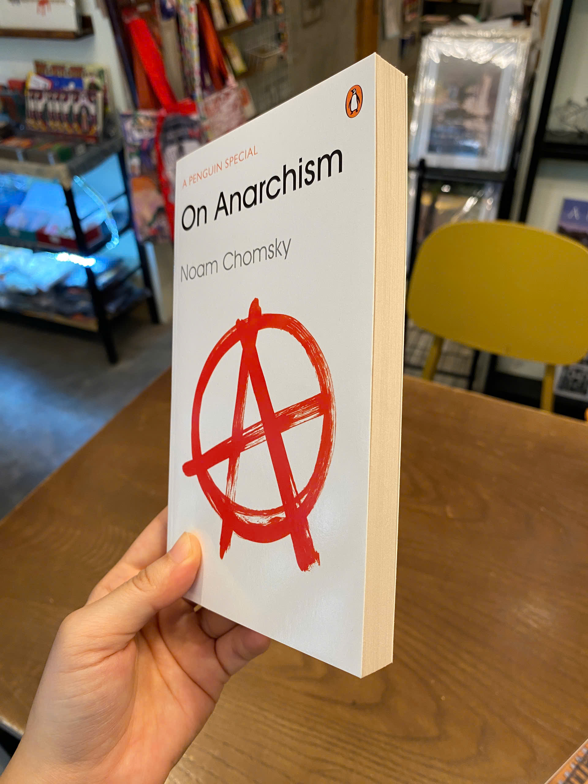 Sách - On Anarchism by Noam Chomsky | English Philosophy - Politics Nonfiction | Sách ngoại văn