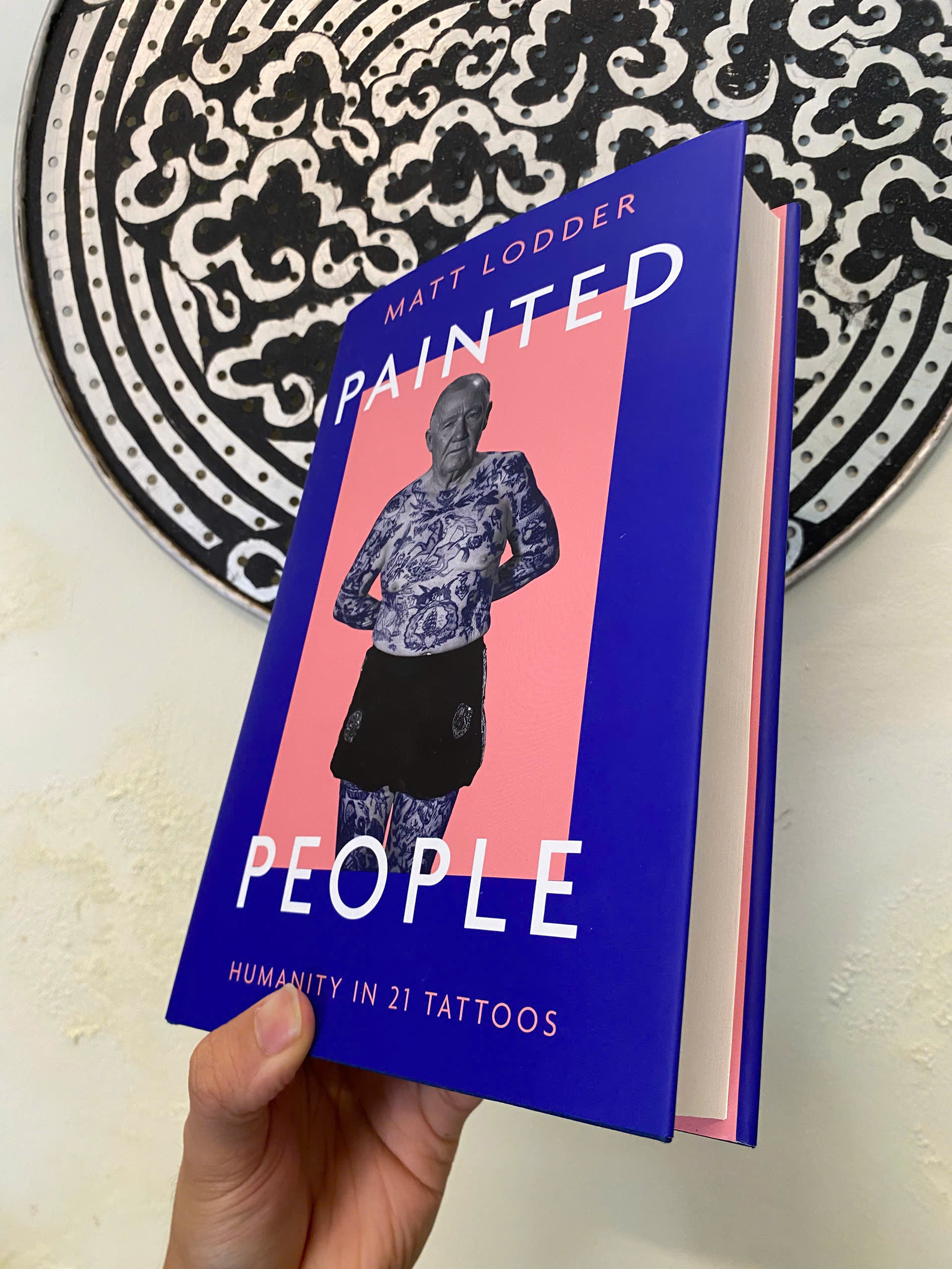 Sách - Painted People: Humanity in 21 Tattoos by Matt Lodder