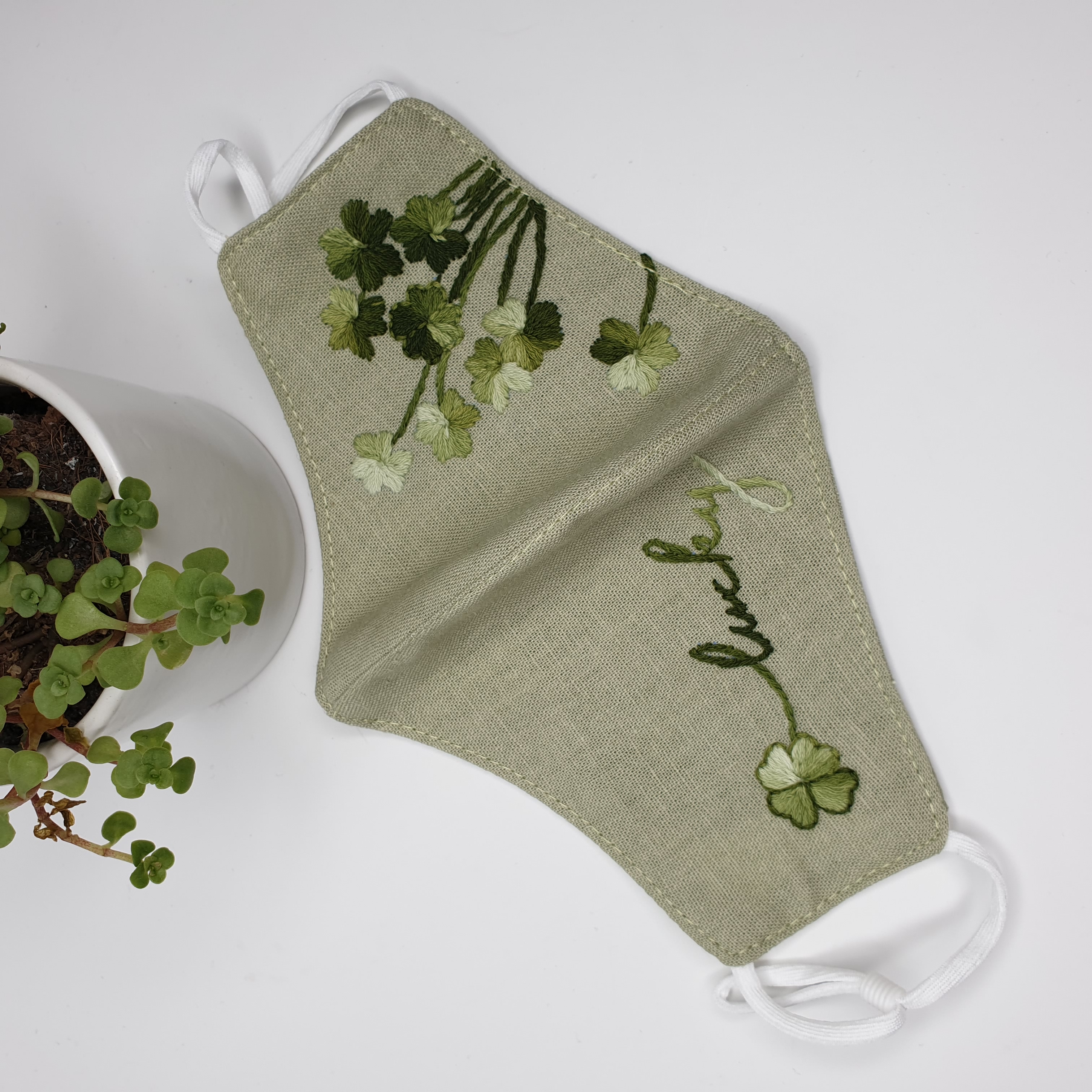 Khẩu trang thêu tay vải linen JL93X